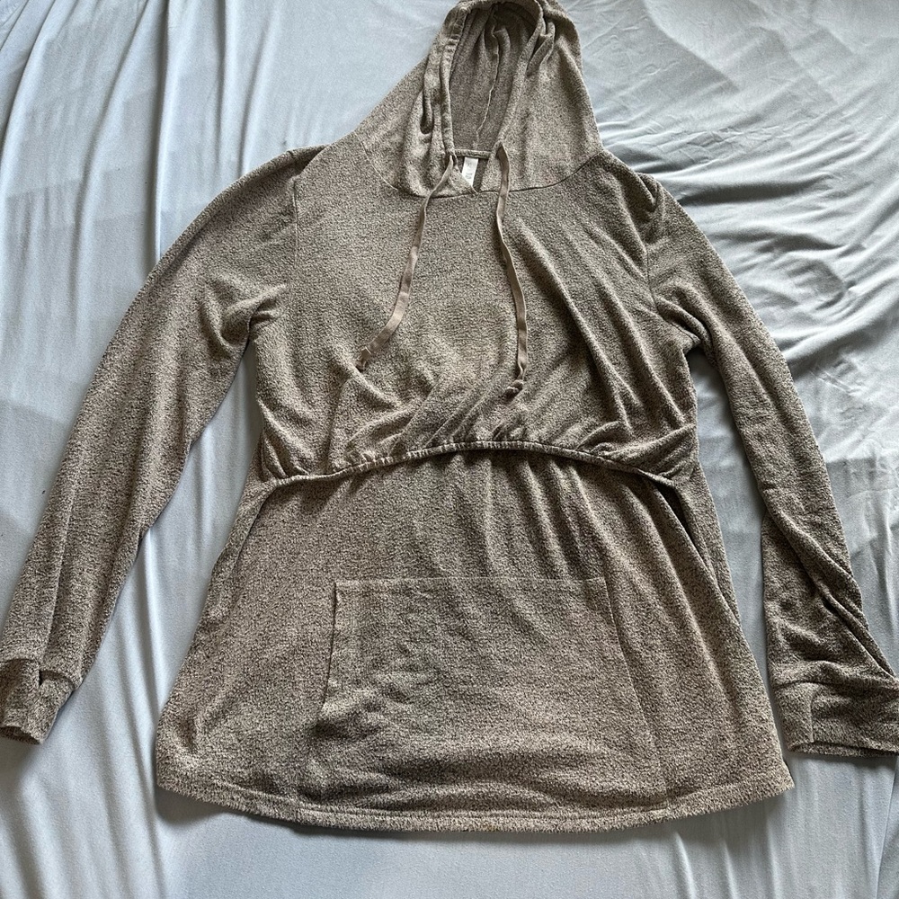 Latched Mama Cloud Nursing Taupe Marled Hooded Pullover